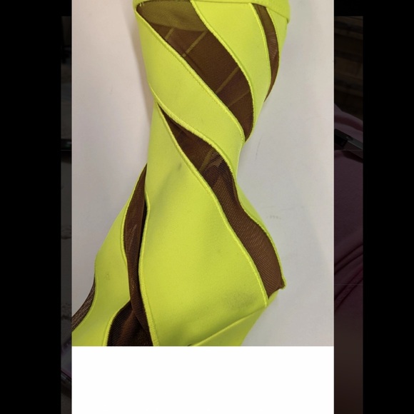 Jimmy Choo Neon Yellow - Picture 12 of 12